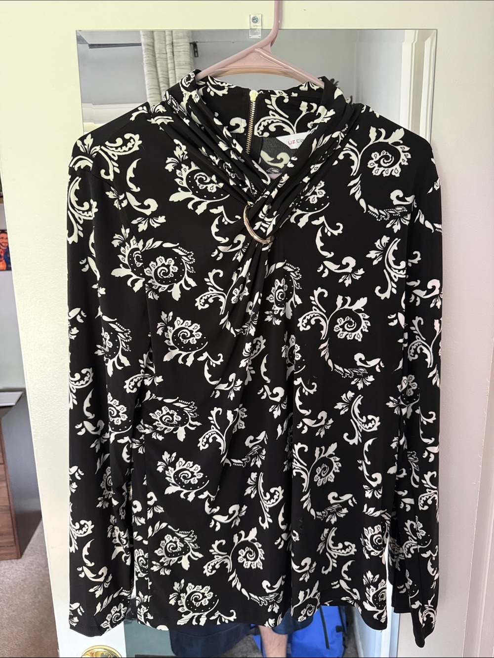 Liz Claiborne Black and White Floral Tie-Neck Top Size Medium